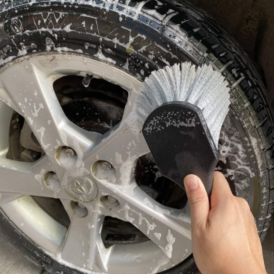 brosse à jantes nettoyant jante voiture poils résistants poignée ergonomique